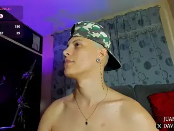Stripchat Best live sex cam show of DavidNeill