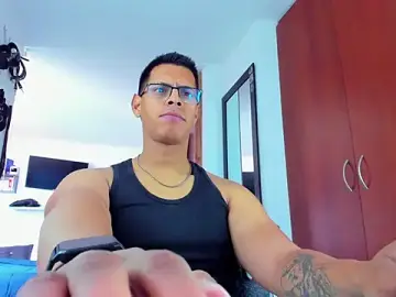 Stripchat Live Sex Cam of _John_Boy_