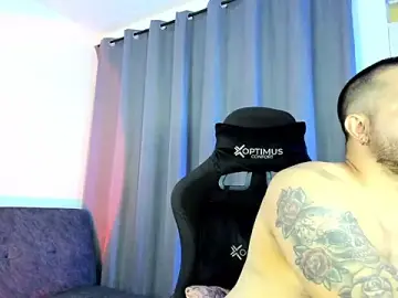 Stripchat Best live sex cam show of Pierre_Vidal