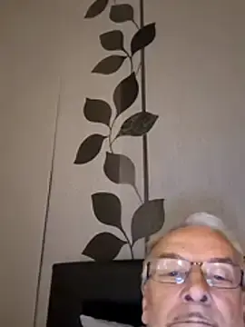 Stripchat Free Porn Cam of geill2701