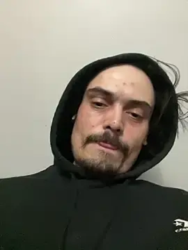 Stripchat Live Sex Cam of JustTylerr