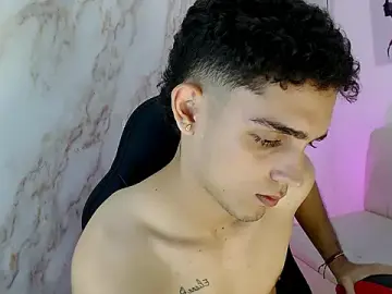 Stripchat Private Sex Chat of nathan_shimmer