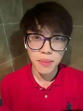 Stripchat Sex Cam of Ethan7063