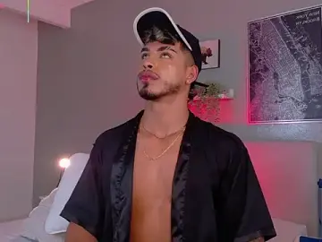 Stripchat Sex Chat of Ken-boy_