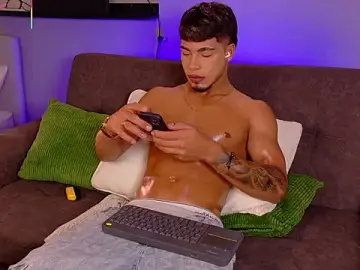 Stripchat Best live sex cam show of Ken-boy_