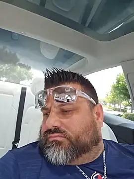 Stripchat Free Live Porn of Roddog18