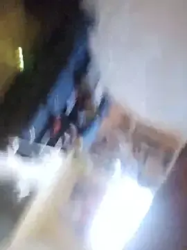 Stripchat Live Sex Cam of Roddog18