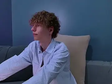 Stripchat Free Porn Cam of William_Curlis