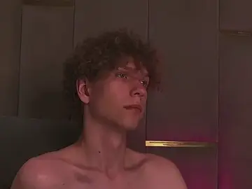 Stripchat Free Live Porn of William_Curlis