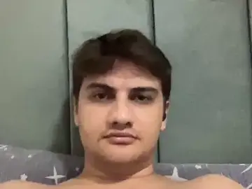 Stripchat Sex Cam of hazel_boy