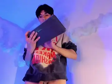 Stripchat Watch Live Sex Cams of Aleaurarashii