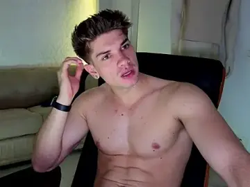 Stripchat Adult Webcam of MaxKaiden