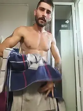 Stripchat Adult Webcam of Hugo-hetero34