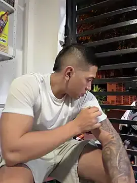Stripchat Free Live Porn of OliverWest04