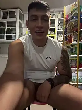 Stripchat Best live sex cam show of OliverWest04