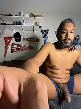 Stripchat Adult Webcam of bigdinca