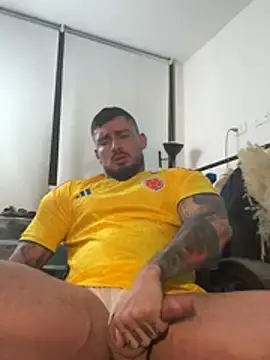 Stripchat Free Live Porn of DimitriSullivan_
