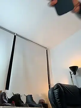 Stripchat Free Live Porn of DimitriSullivan_