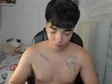 Stripchat Live Sex of santy7v7