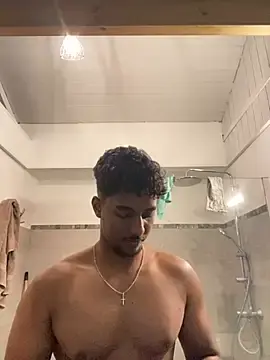 Stripchat Sex Cam of axel_black03