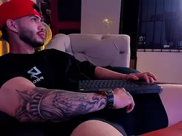 Stripchat Adult Webcams of Vincentblack
