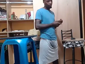 Stripchat Sex Cam of kurtbigcock