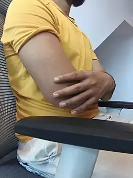 Stripchat Free Porn Cam of 8inch_hunk19