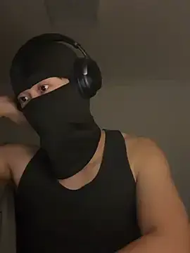Stripchat Nude Webcam of qazpqp