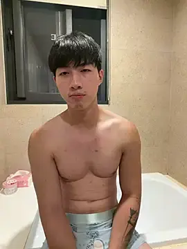 Stripchat Adult Webcam of Ace_Min32100
