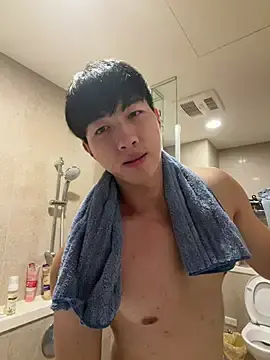 Stripchat Live Porn of Ace_Min32100