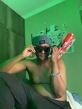 Stripchat Live Sex of him_slutt