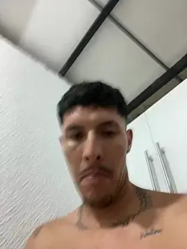 Stripchat Sex Cam of ALEXXXTREM69