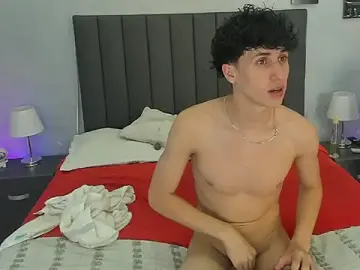 Stripchat Free Live Porn of thom_ames