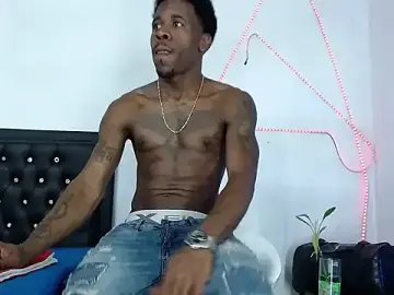 Stripchat Free Live Porn of Damian_hart_24CM