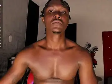 Stripchat Adult Video Chat of DannSmmith