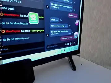 Stripchat Live Porn of DannSmmith