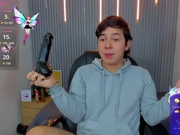 Stripchat Live Sex of Julian_Smith21