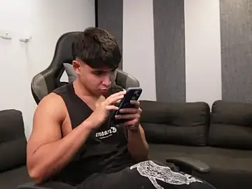 Stripchat Watch Live Sex Cams of Bray_Kevin