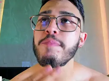 Stripchat Nude Webcam of Liam_Kleiin