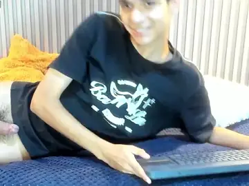 Stripchat Free Live Porn of maxim_rod