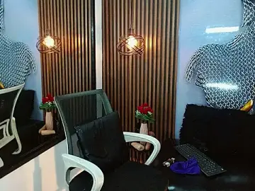Stripchat Free Porn Cam of Skinny_cute_Alyer