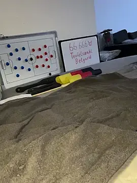 Stripchat Live Sex Cam of secret_dream415