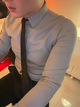 Stripchat Adult Video Chat of harrylouis1357