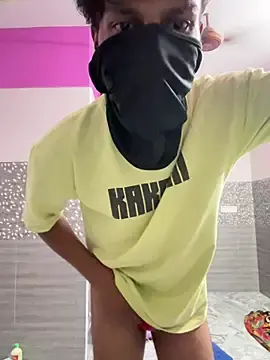 Stripchat Live Porn of Chennai_NaughtyBoy