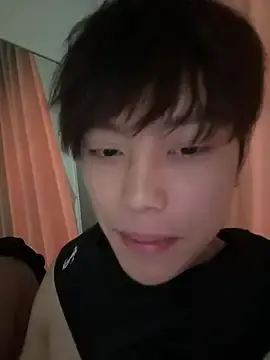 Stripchat Nude Webcam of Ethan_64724