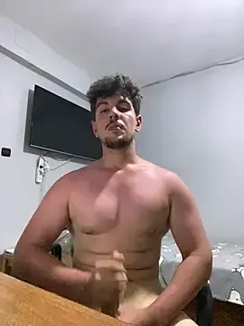 Stripchat Sex Cam of HornyMaster3169