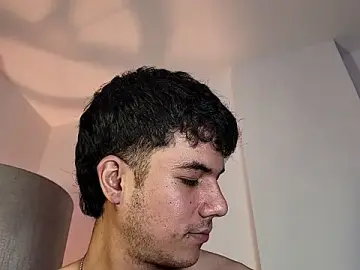 Stripchat Adult Webcam of Derek_stud_