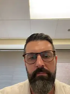Stripchat Watch Live Sex Cams of plaintreebull