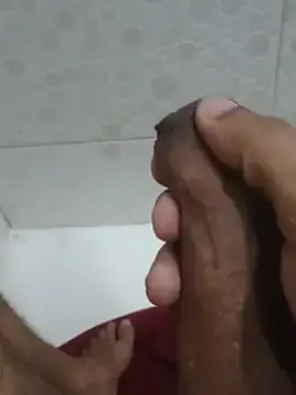 Stripchat Watch Live Sex Cams of Arrombador20