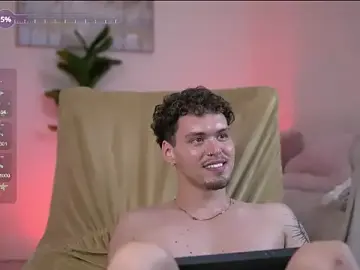 Stripchat Watch Live Sex Cams of CurlyStarX